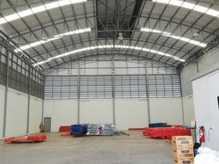 出租 仓库 在 Bang Phli, Samut Prakan