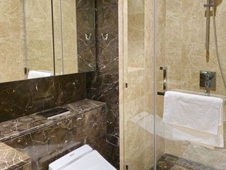 For rent 2 bed condo in Pathum Wan, Bangkok