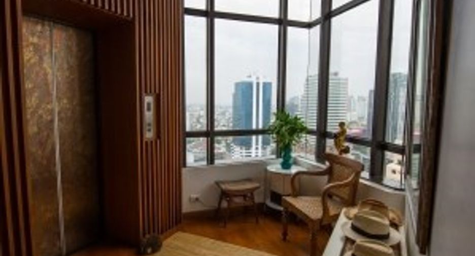 For rent and for sale 5 bedrooms condo in Watthana, Bangkok