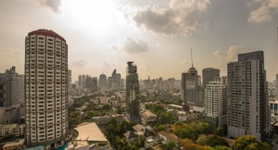 For rent and for sale 5 bedrooms condo in Watthana, Bangkok