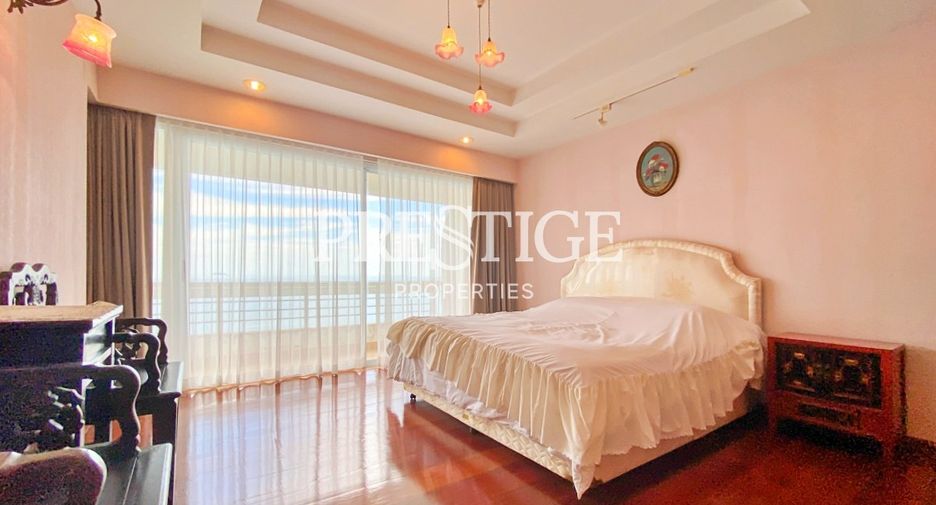 For sale 3 bedrooms condo in Bang Lamung, Chonburi