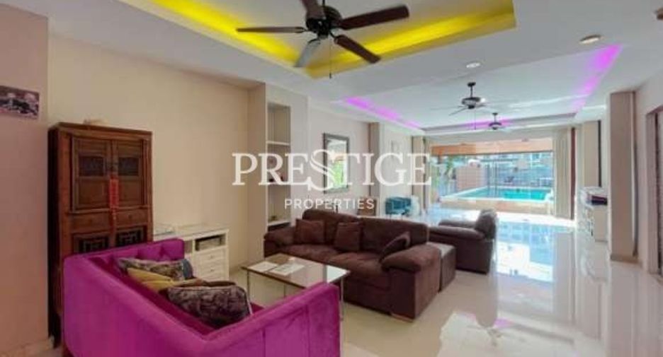 For sale 23 Beds retail Space in Pratumnak, Pattaya