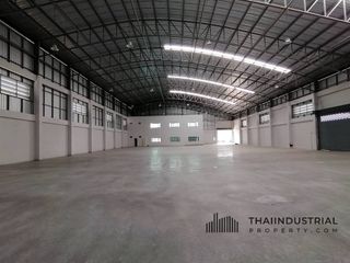 Almacén en alquiler y en venta en Bang Phli, Samut Prakan