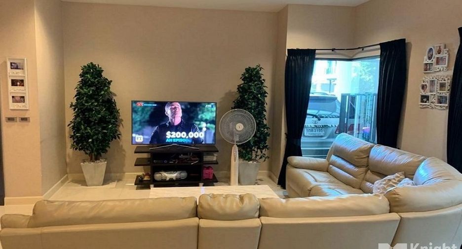 Casa en venta de 4 habitaciones en Chatuchak, Bangkok