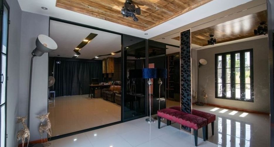 À vendre 105 chambres appartement à Bang Sao Thong, Samut Prakan