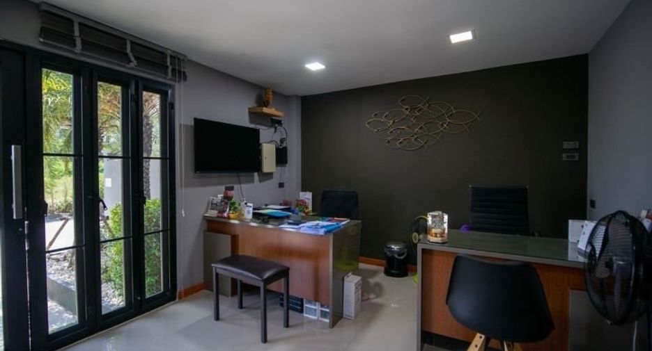 À vendre 105 chambres appartement à Bang Sao Thong, Samut Prakan