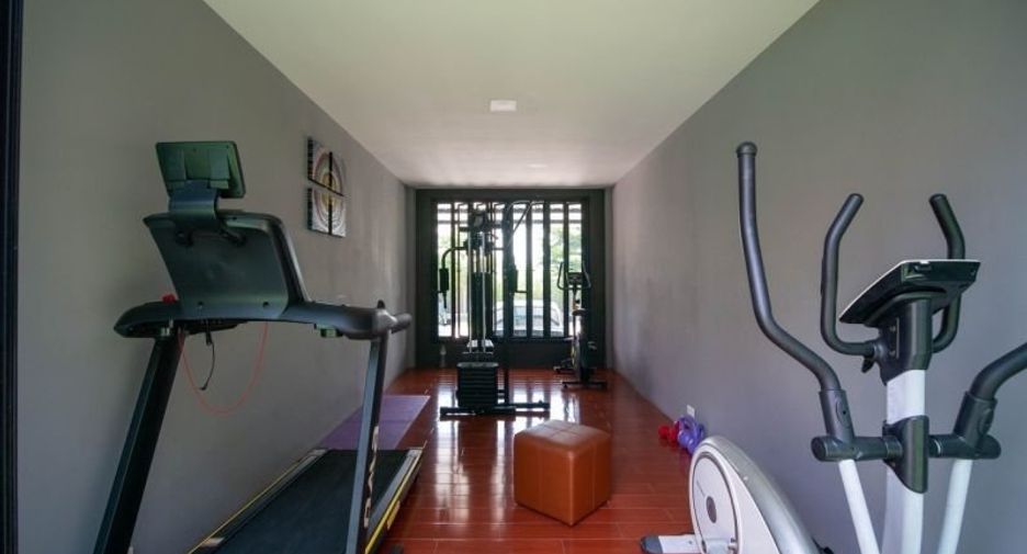 À vendre 105 chambres appartement à Bang Sao Thong, Samut Prakan