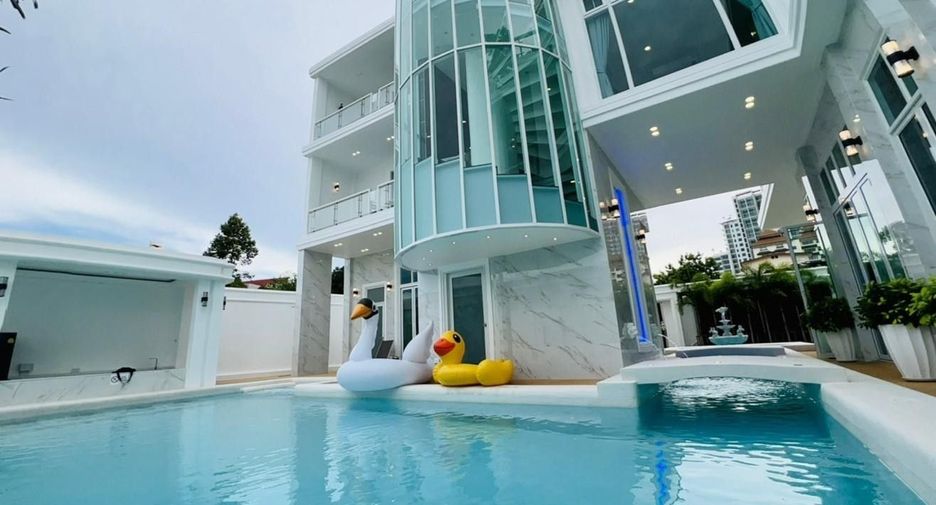 For sale and for rent 6 bed villa in South Pattaya, Pattaya