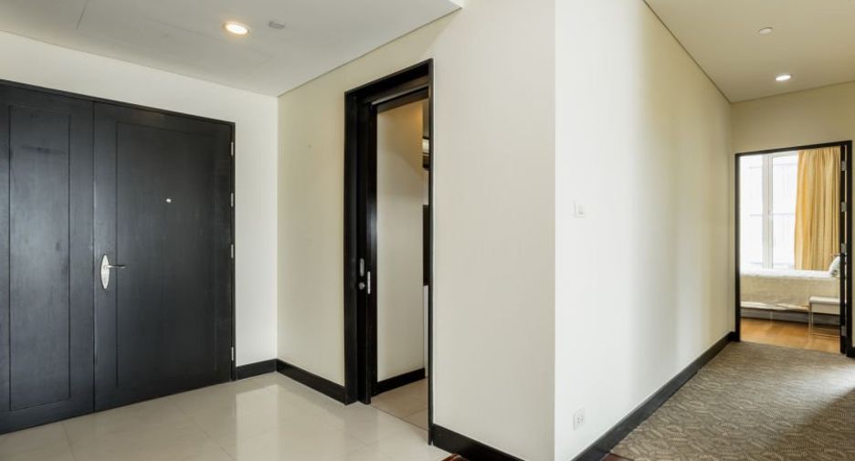 For sale そして for rent 2 ベッドルーム condo in Pathum Wan, Bangkok