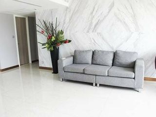 For sale 4 Beds condo in Watthana, Bangkok