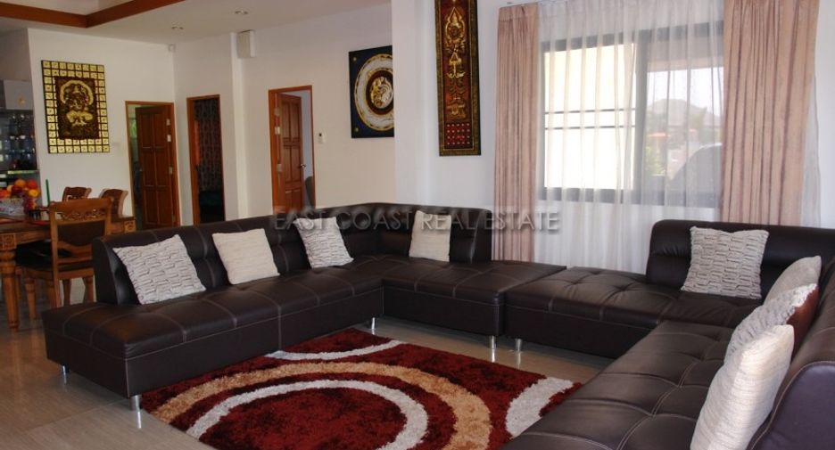 À vendre 3 chambres maison à Huay Yai, Pattaya