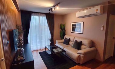 For sale 2 bed condo in Yan Nawa, Bangkok