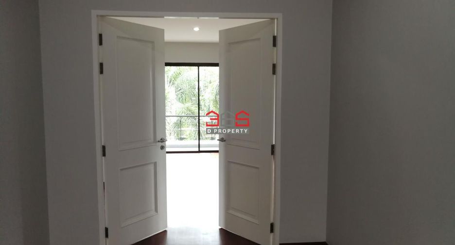 For rent and for sale 4 bedrooms house in Bang Bon, Bangkok