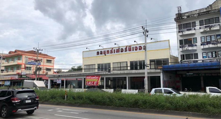 For rent retail Space in Lam Luk Ka, Pathum Thani