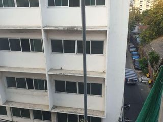 For sale 6 bed townhouse in Khlong Toei, Bangkok