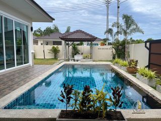 À louer 3 chambres maison à Bang Lamung, Chonburi