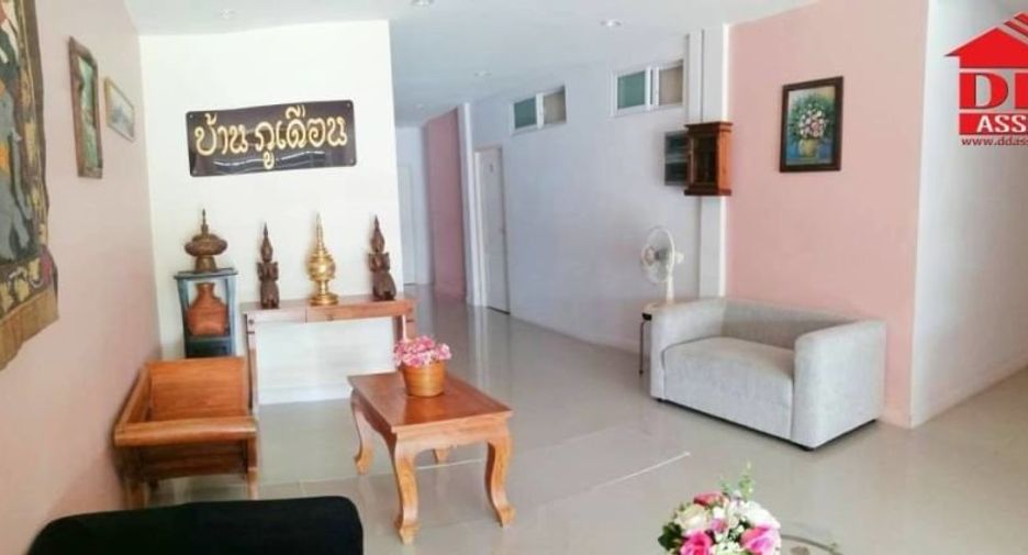 For sale 11 bed retail Space in Mueang Chiang Rai, Chiang Rai