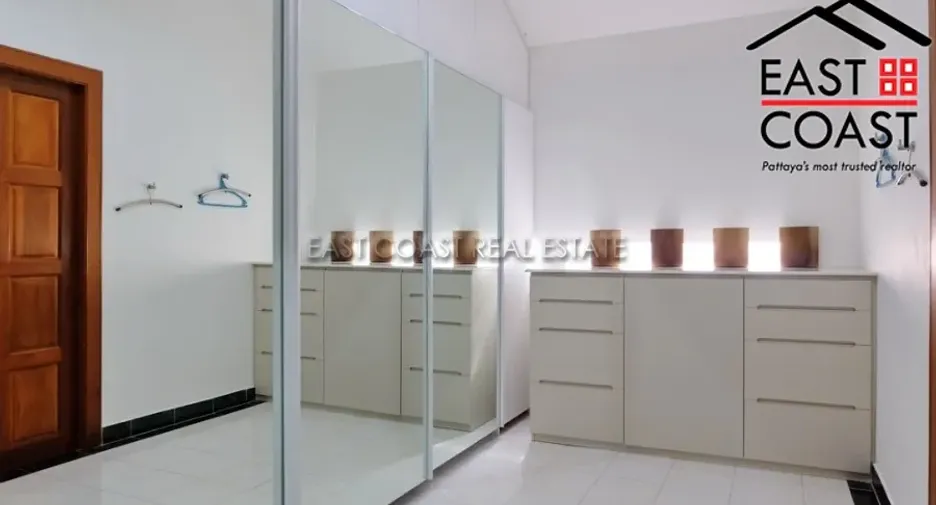 Haus zum Kauf mit 3 Zimmer in Bang Lamung, Chonburi