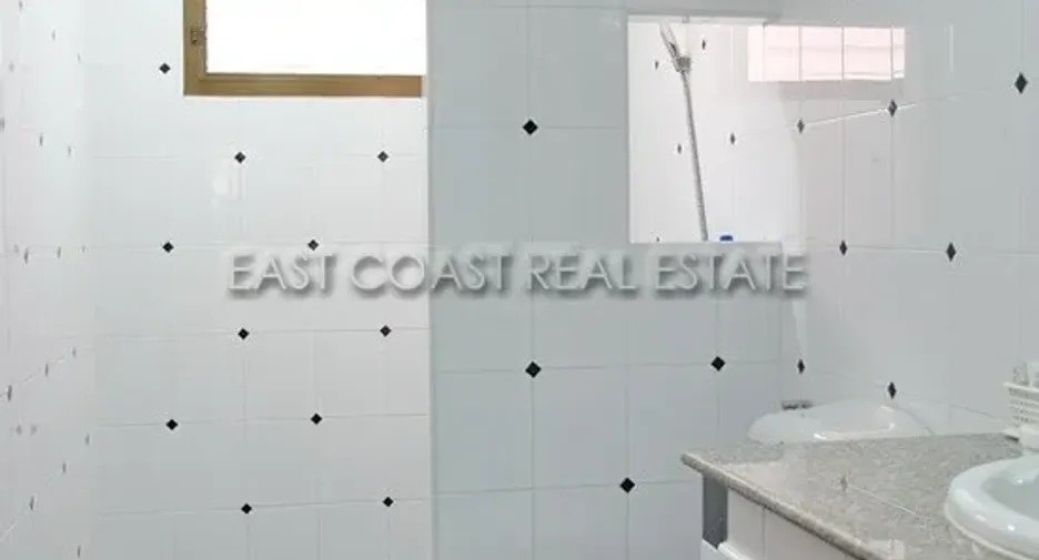 Haus zum Kauf mit 3 Zimmer in Bang Lamung, Chonburi