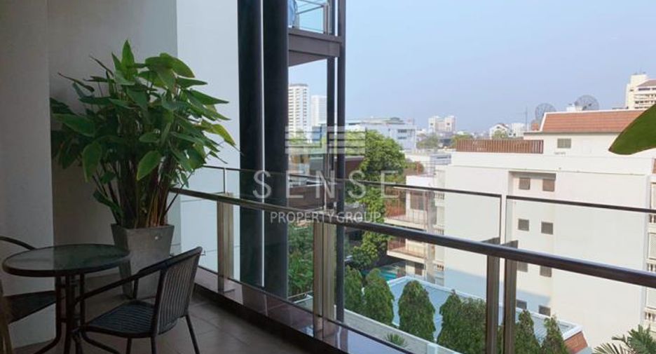 For rent 2 bedrooms condo in Watthana, Bangkok