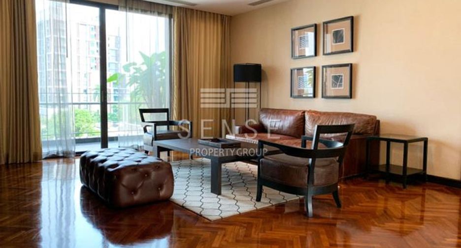 For rent 2 bedrooms condo in Watthana, Bangkok