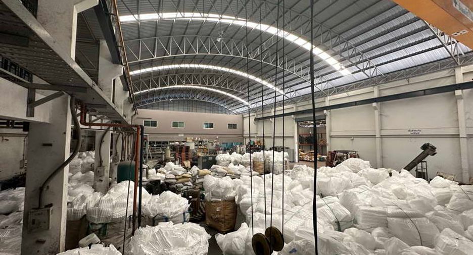 For rent and for sale warehouse in Khlong Luang, Pathum Thani