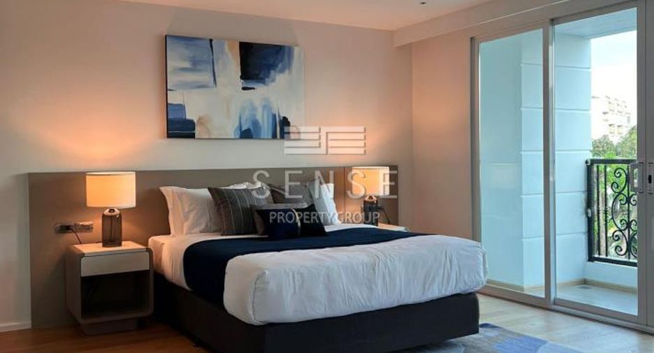 Condo en alquiler de 3 habitaciones en Khlong Toei, Bangkok