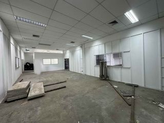 For rent 1 bed office in Mueang Nonthaburi, Nonthaburi