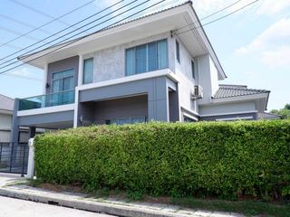 For sale 4 bed house in Lat Krabang, Bangkok