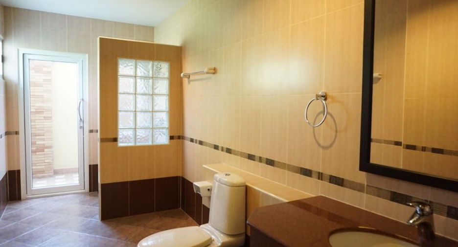 Casa en alquiler de 3 habitaciones en Hang Dong, Chiang Mai