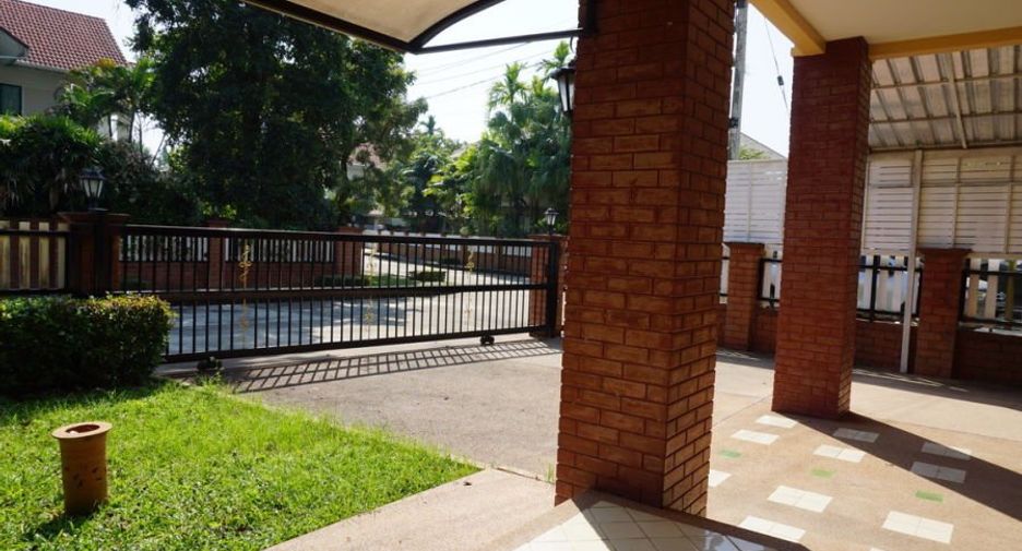 Casa en alquiler de 3 habitaciones en Hang Dong, Chiang Mai