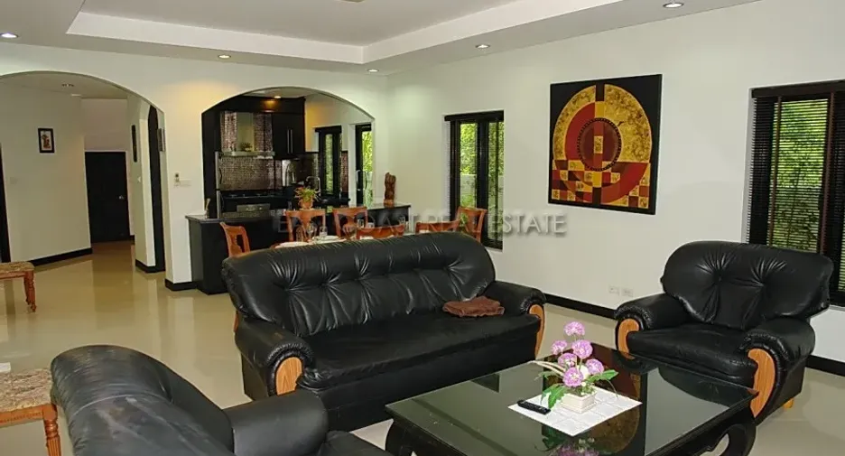 À vendre 3 chambres maison à Sattahip, Pattaya