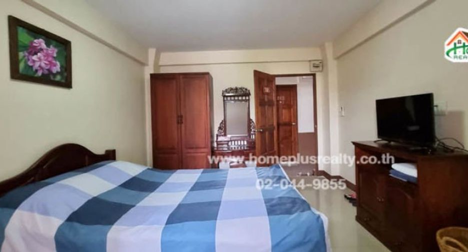 For rent 6 bedrooms apartment in Wang Thonglang, Bangkok