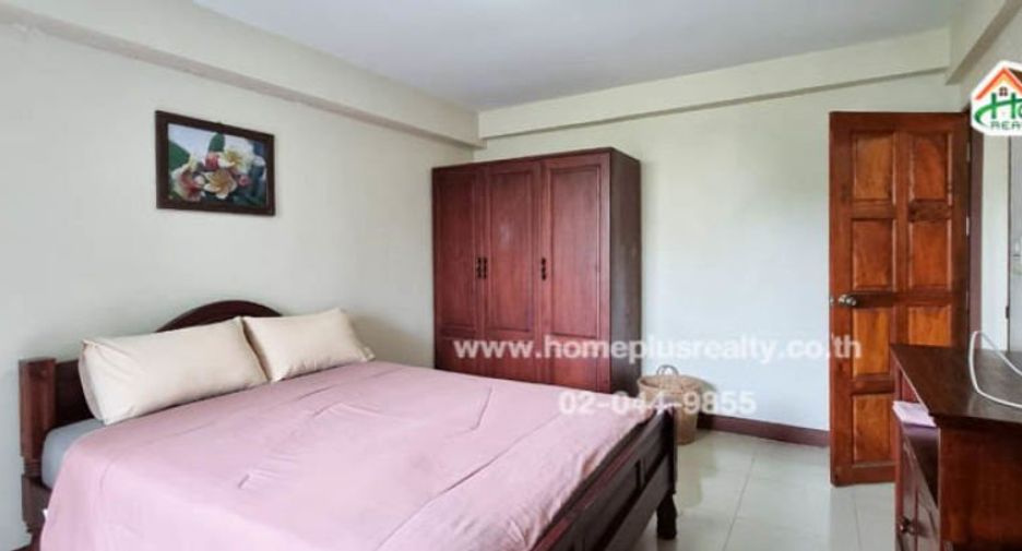 For rent 6 bedrooms apartment in Wang Thonglang, Bangkok