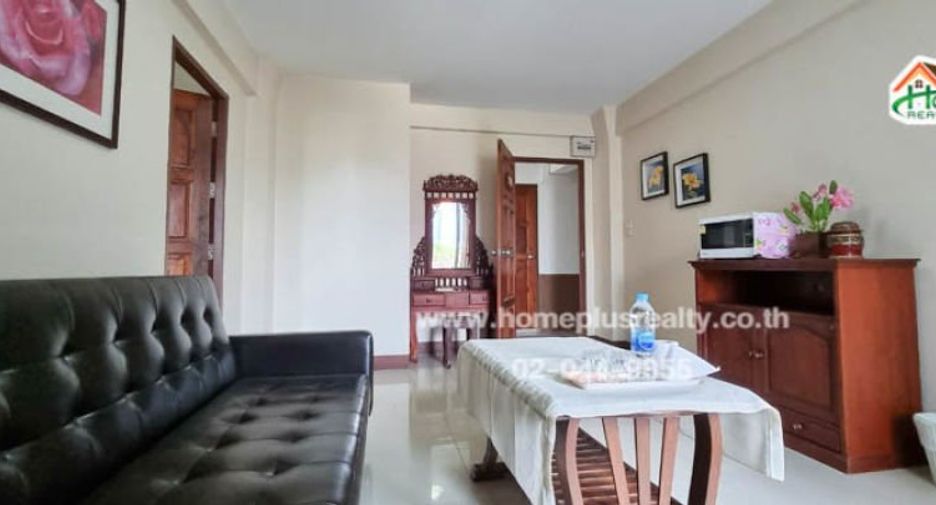 For rent 6 bedrooms apartment in Wang Thonglang, Bangkok