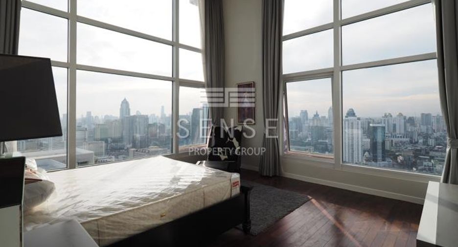 À louer 4 chambres condo à Watthana, Bangkok