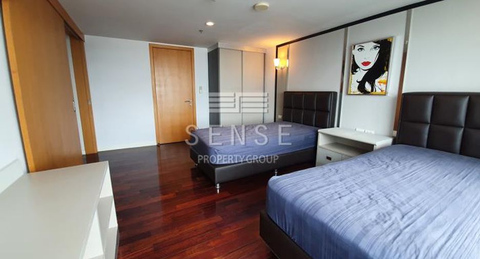 À louer 4 chambres condo à Watthana, Bangkok