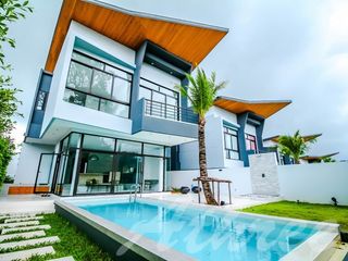 À louer et à vendre 3 chambres villa à Mueang Phuket, Phuket