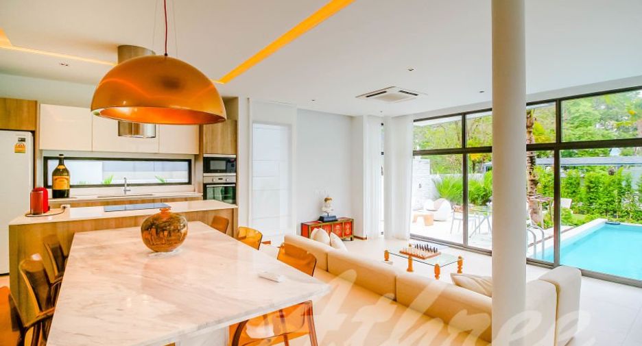 Villa zur Miete und zum Kauf mit 3 Zimmer in Mueang Phuket, Phuket