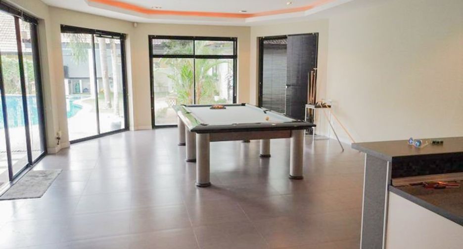 For sale 4 bed villa in Bang Lamung, Chonburi