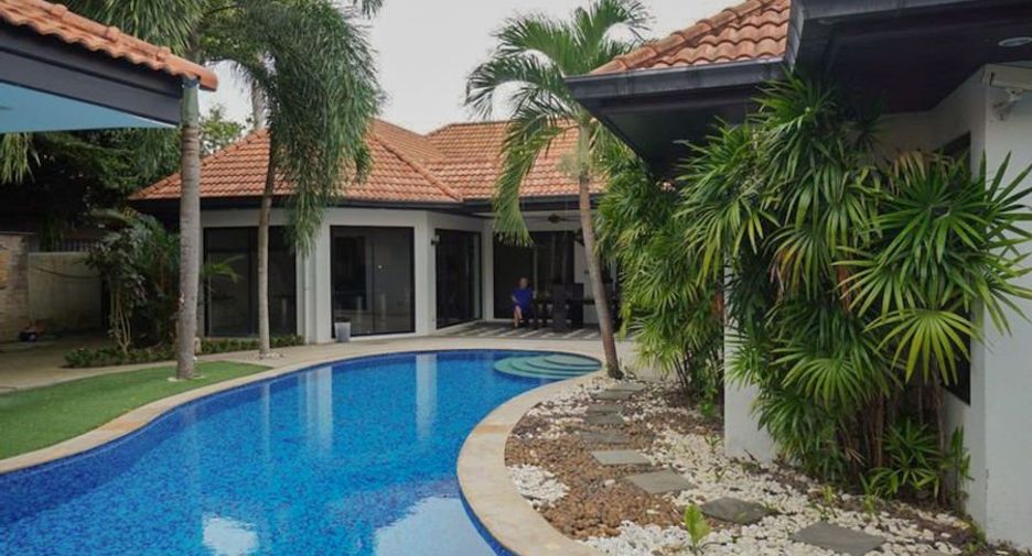 For sale 4 bed villa in Bang Lamung, Chonburi