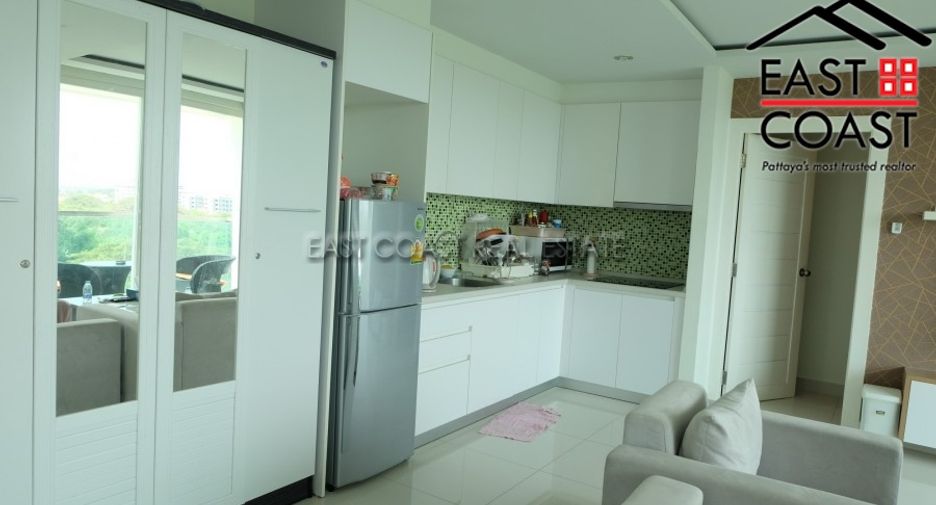 For sale 2 bedrooms condo in Jomtien, Pattaya