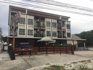 For sale 5 bed townhouse in Ban Khai, Rayong