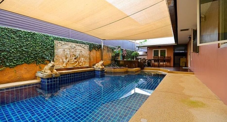 For sale 4 bedrooms house in Bang Lamung, Chonburi