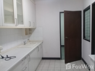 For rent 3 Beds condo in Bang Na, Bangkok