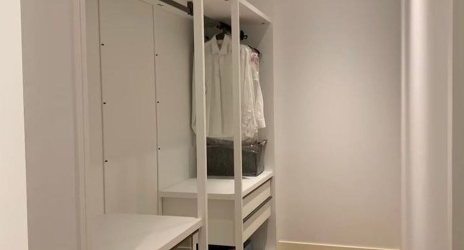 Wohnung zum Kauf mit 2 Zimmer in Sathon, Bangkok