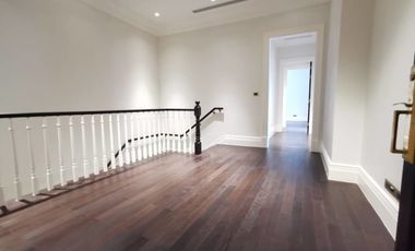 For rent 3 Beds condo in Pathum Wan, Bangkok