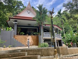 For sale 4 bed villa in Thalang, Phuket