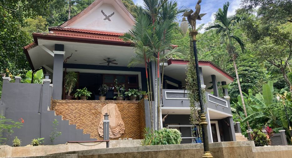 For sale 4 bed villa in Thalang, Phuket