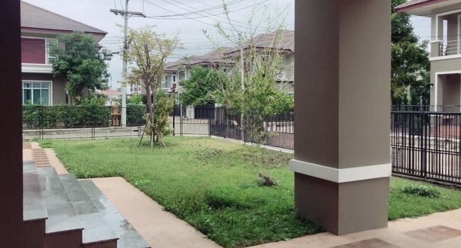 For sale 8 bed house in San Kamphaeng, Chiang Mai